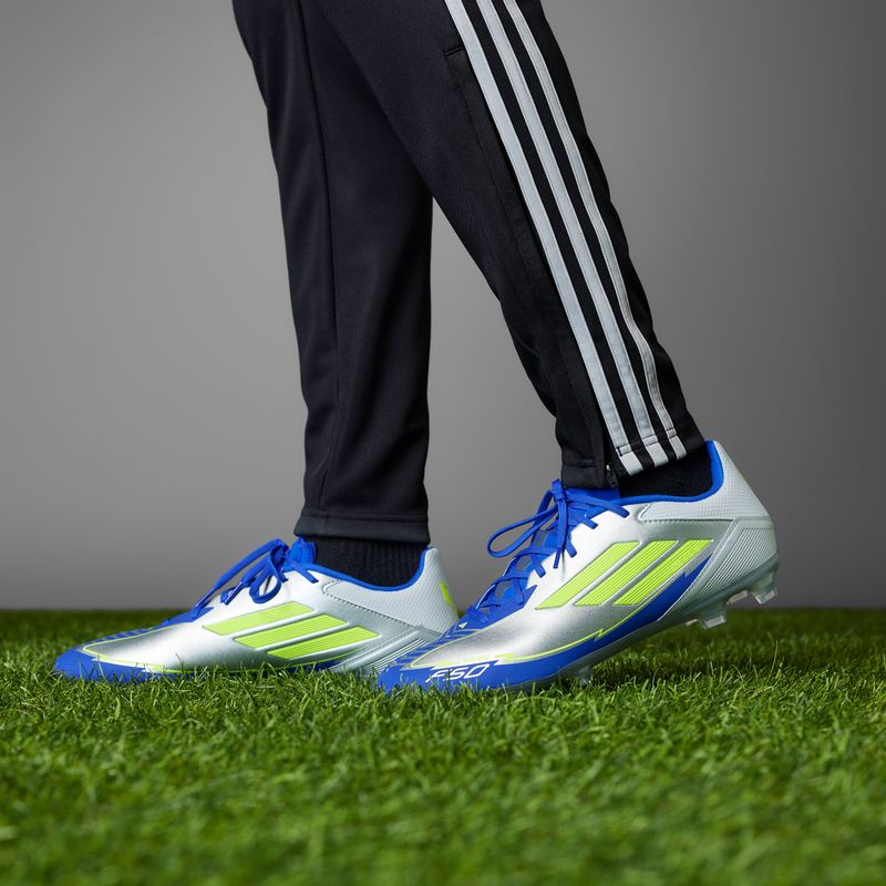 IH0918_15_FOOTWEAR_Photography_HeroMrktng-View-3.jpg