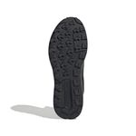 ID0898_4_FOOTWEAR_Photography_Bottom View_white.jpg
