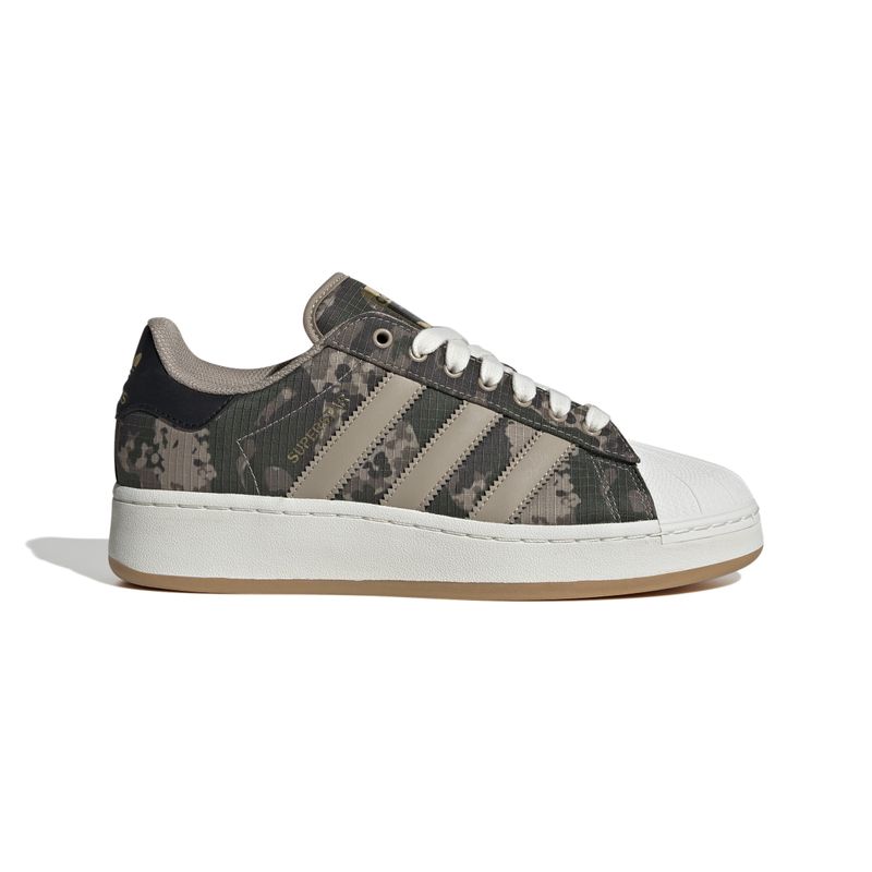 IF3689_1_FOOTWEAR_Photography_Side Lateral Center View_white.jpg
