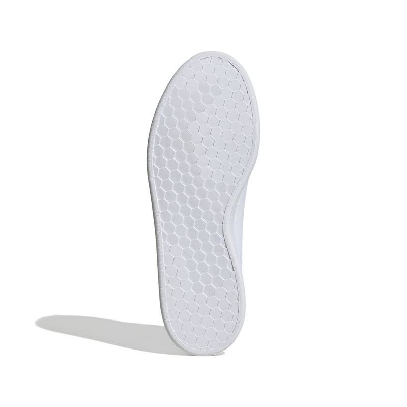 IF4076_4_FOOTWEAR_Photography_Bottom-View_white.jpg