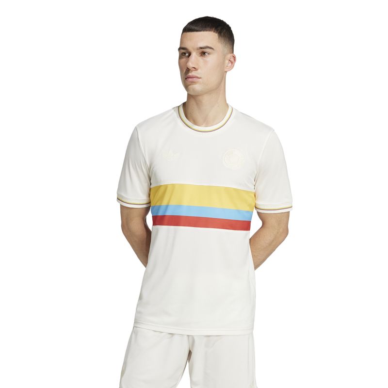 IT2743_7_APPAREL_On Model_Standard View_white.jpg