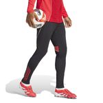 JI6496_5_APPAREL_On Model_Walking View_white.jpg