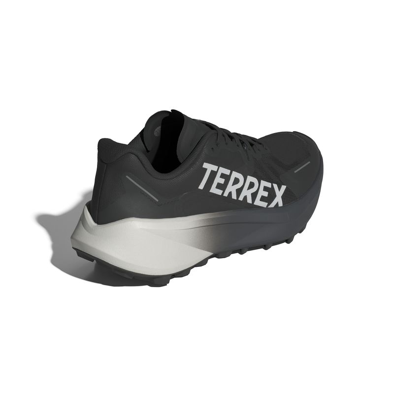 IE0813_7_FOOTWEAR_Photography_Back Lateral Top View_white.jpg