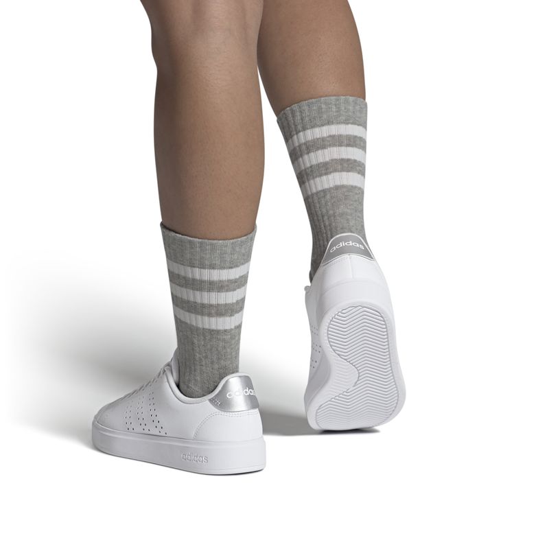 IG9175_10_FOOTWEAR_On Model_Front View_white.jpg