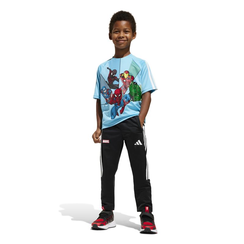 JD4556_3_APPAREL_On Model_Standard View_white.jpg