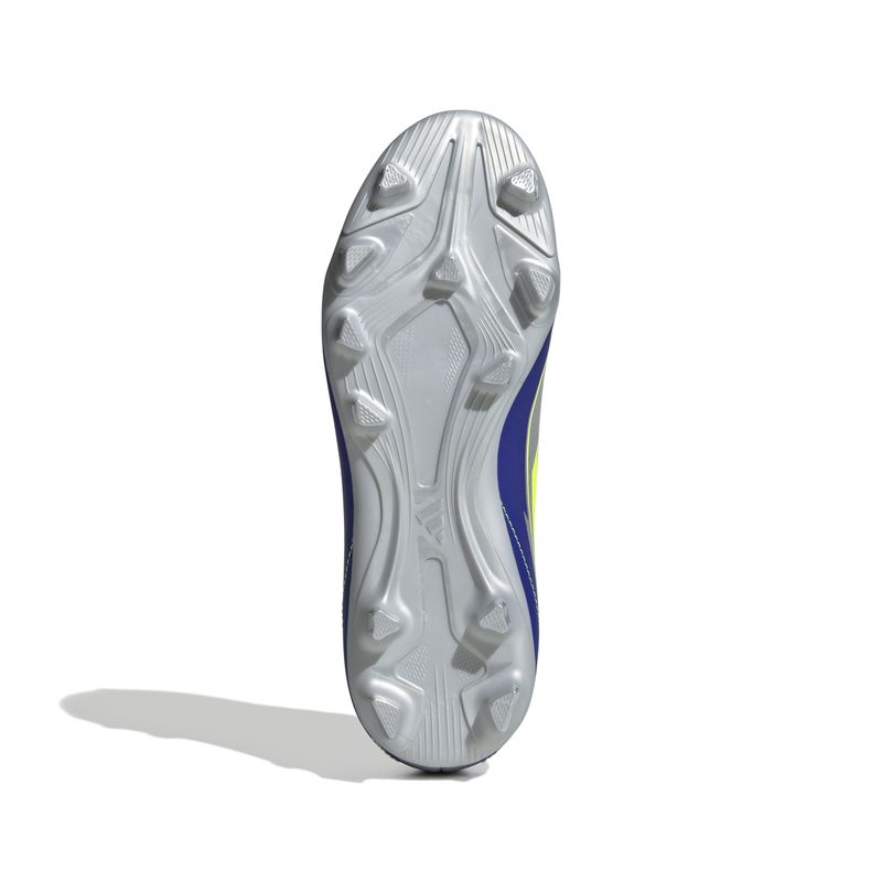 IH0926_3_FOOTWEAR_Photography_Bottom View_white.jpg