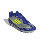 IH0926_5_FOOTWEAR_Photography_Front Lateral Top View_white.jpg