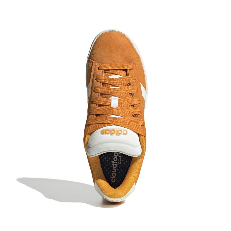 IH3844_3_FOOTWEAR_Photography_Top Portrait View_white.jpg