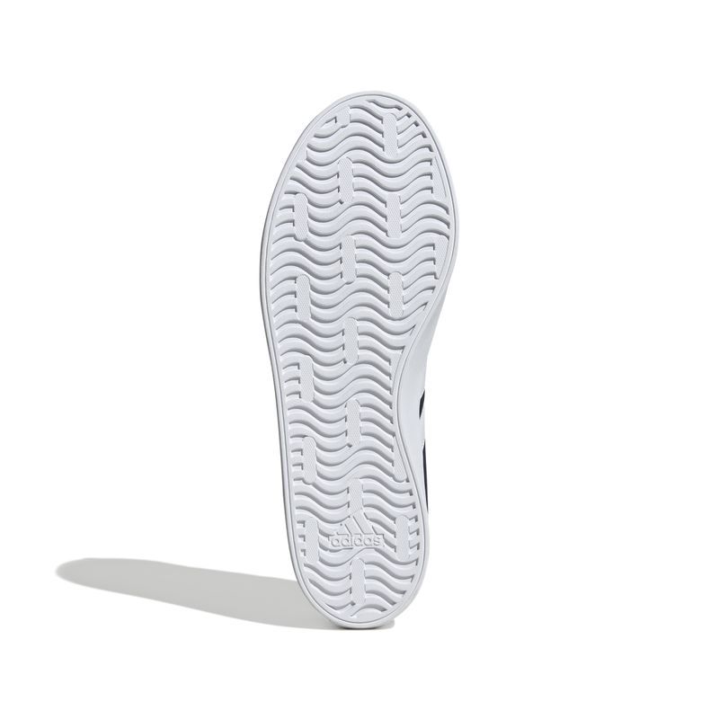 ID6275_4_FOOTWEAR_Photography_Bottom-View_white.jpg