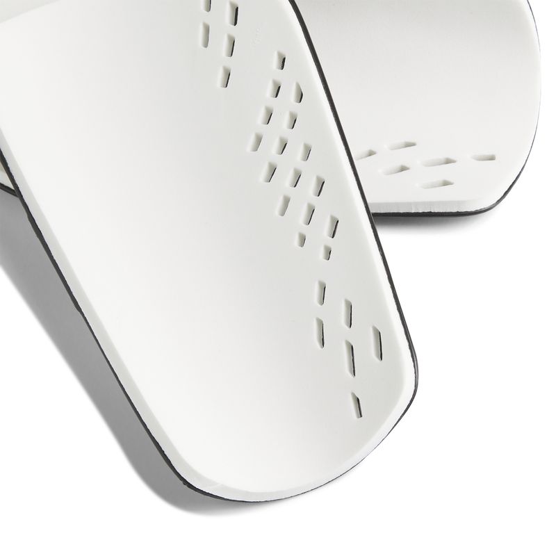 IS5399_3_HARDWARE_Photography_Detail-View-2_white.jpg