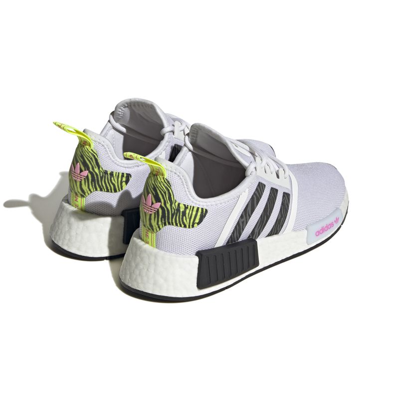 IE9624_7_FOOTWEAR_Photography_Back Lateral Top View_white.jpg