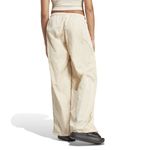 IR9092_4_APPAREL_On Model_Back View_white.jpg