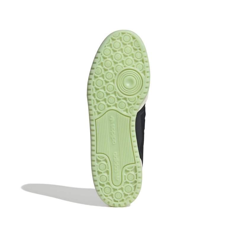 IE8368_4_FOOTWEAR_Photography_Bottom View_white.jpg