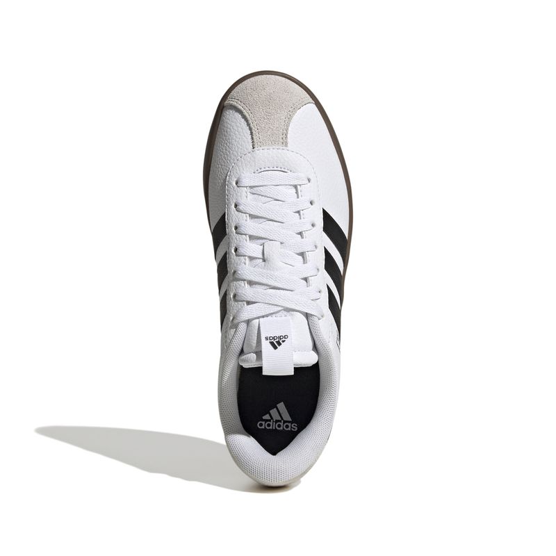 ID8797_3_FOOTWEAR_Photography_Top Portrait View_white.jpg
