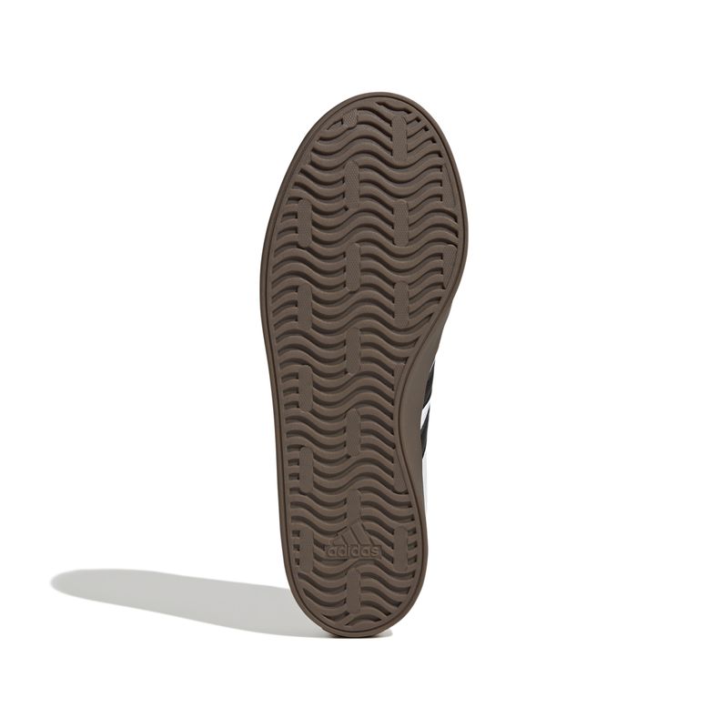 ID8797_4_FOOTWEAR_Photography_Bottom View_white.jpg