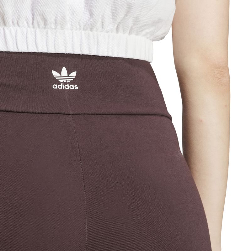 IJ9750_6_APPAREL_On Model_Detail View 1_white.jpg