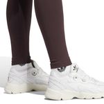 IJ9750_7_APPAREL_On Model_Detail View 2_white.jpg