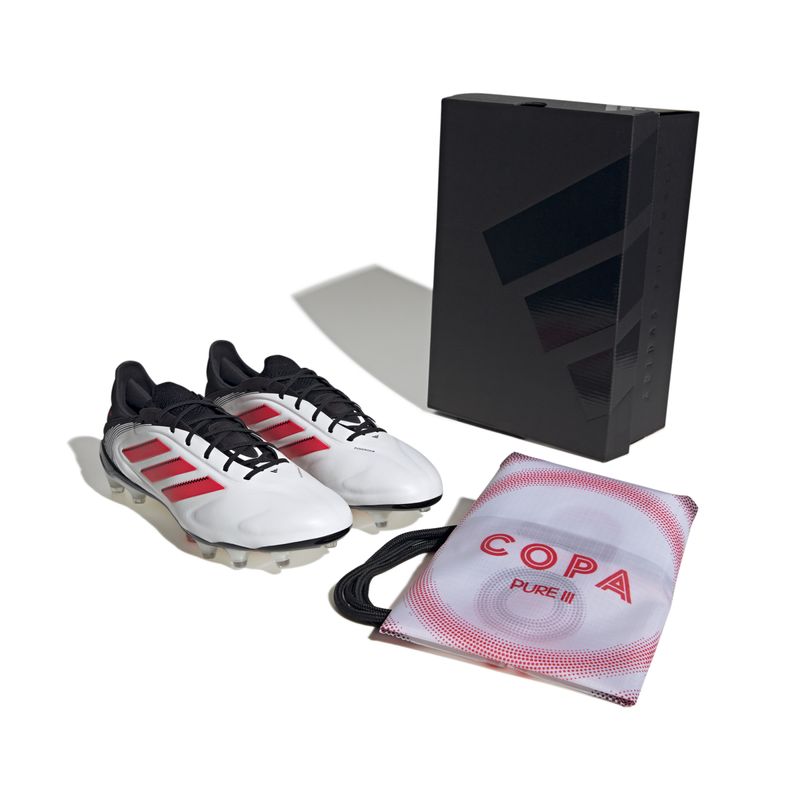 ID9037_9_FOOTWEAR_Photography_Pair View_white.jpg
