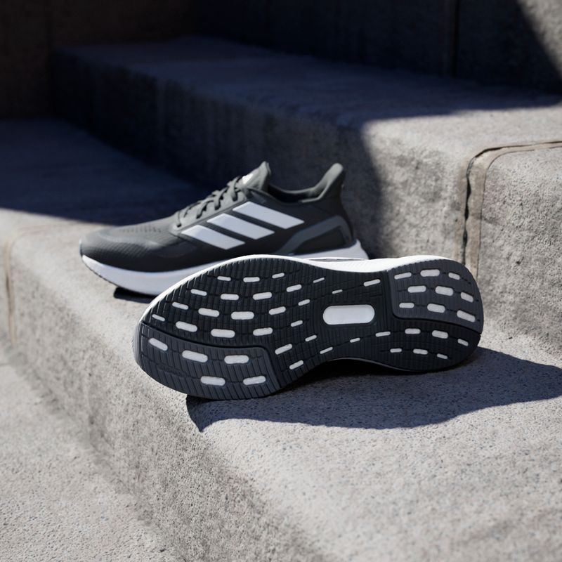 IF9191_19_FOOTWEAR_Photography_HeroMrktng View 4.jpg