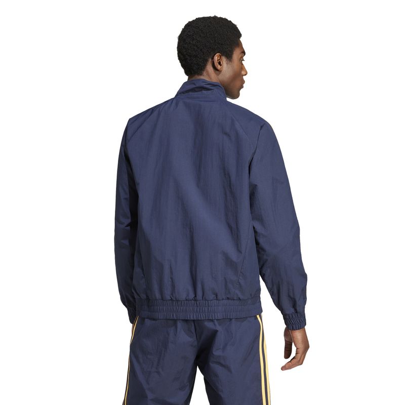 IU2078_5_APPAREL_On Model_Back View_white.jpg