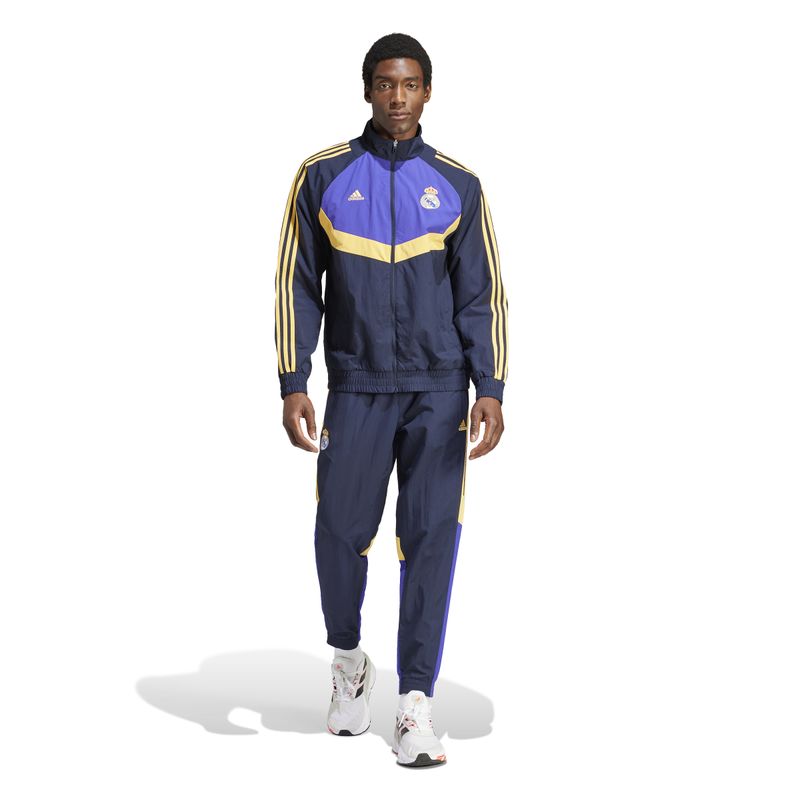 IU2078_7_APPAREL_On Model_Standard Outfit View_white.jpg