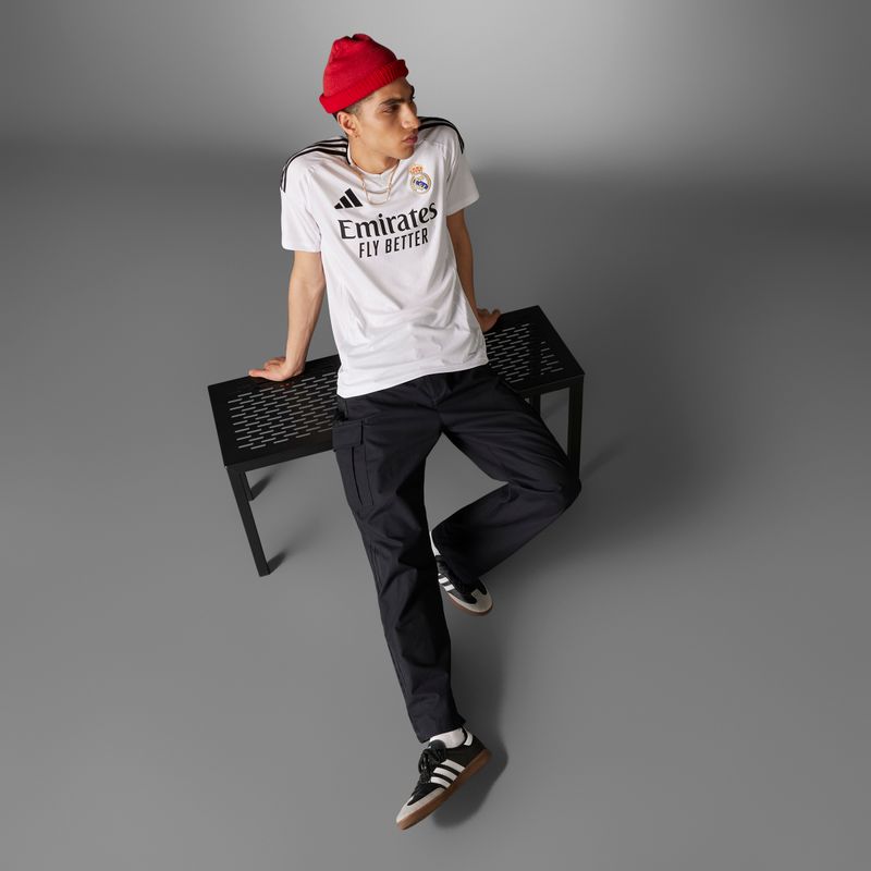 IU5011_14_APPAREL_Photography_HeroMrktng-View-5.jpg