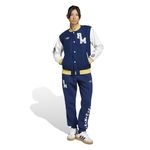 JF2589_5_APPAREL_On Model_Standard Outfit View_white.jpg