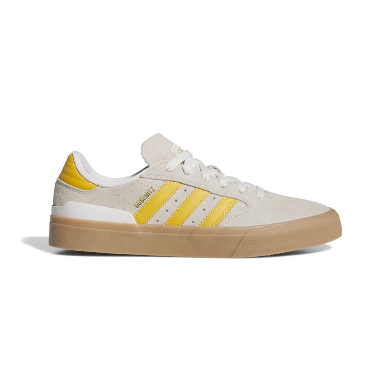 JH8128_1_FOOTWEAR_Photography_Side Lateral Center View_white.jpg