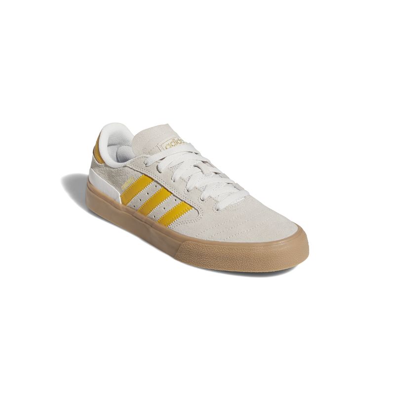 JH8128_6_FOOTWEAR_Photography_Front Lateral Top View_white.jpg