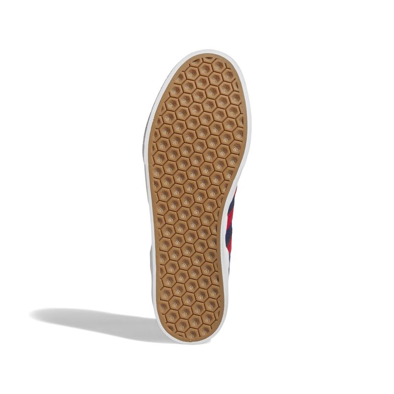 JH8130_4_FOOTWEAR_Photography_Bottom View_white.jpg