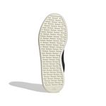 JP5312_4_FOOTWEAR_Photography_Bottom-View_white.jpg