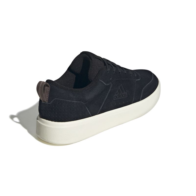 JP5312_7_FOOTWEAR_Photography_Back-Lateral-Top-View_white.jpg