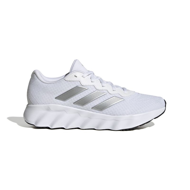 ID5257_1_FOOTWEAR_Photography_Side Lateral Center View_white.jpg