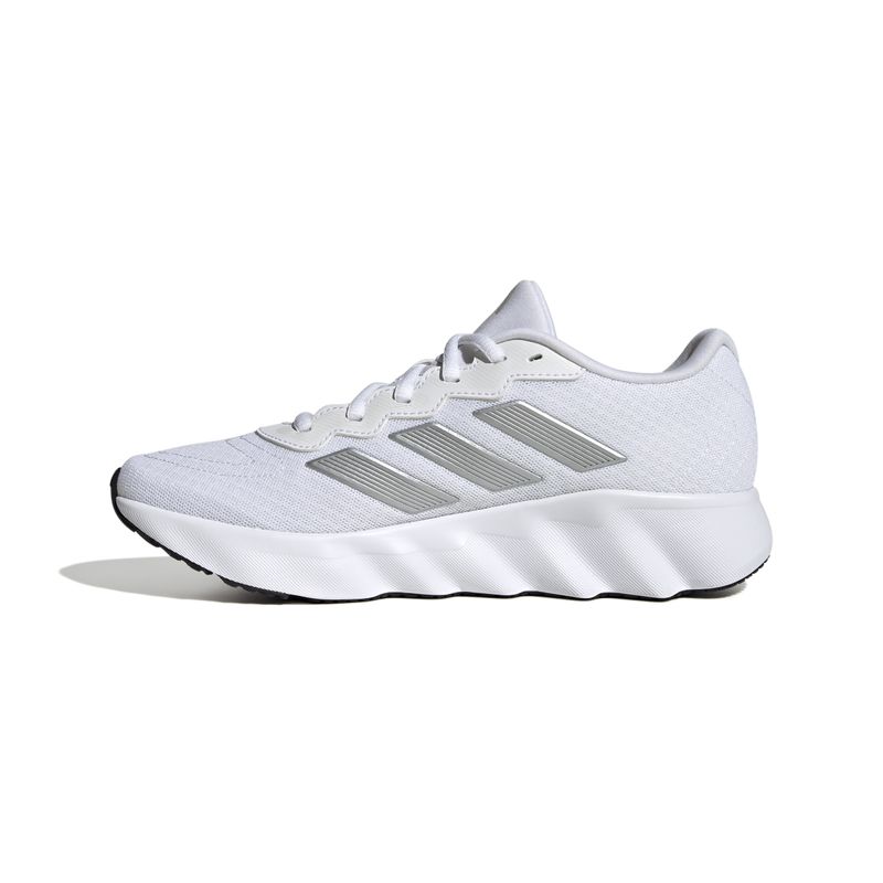 ID5257_5_FOOTWEAR_Photography_Side Medial Center View_white.jpg