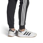 IH8594_10_FOOTWEAR_On-Model_Front-View_white.jpg