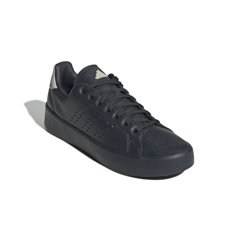 JI2378_6_FOOTWEAR_Photography_Front Lateral Top View_white.jpg