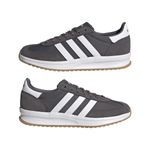 JI4922_10_FOOTWEAR_Photography_Mirrored Pair View_white.jpg
