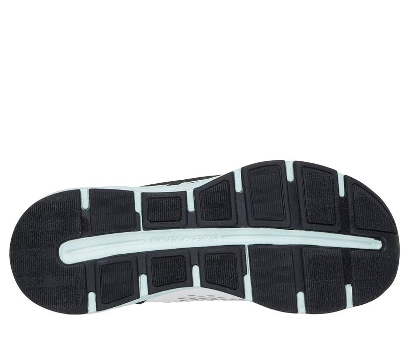 303654_WBTQ_OUTSOLE.jpg