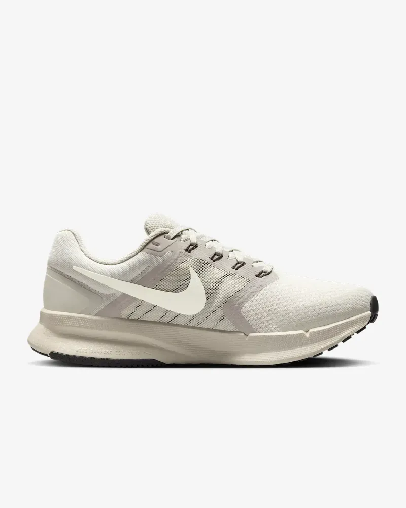 W+NIKE+RUN+SWIFT+3 -1-.png