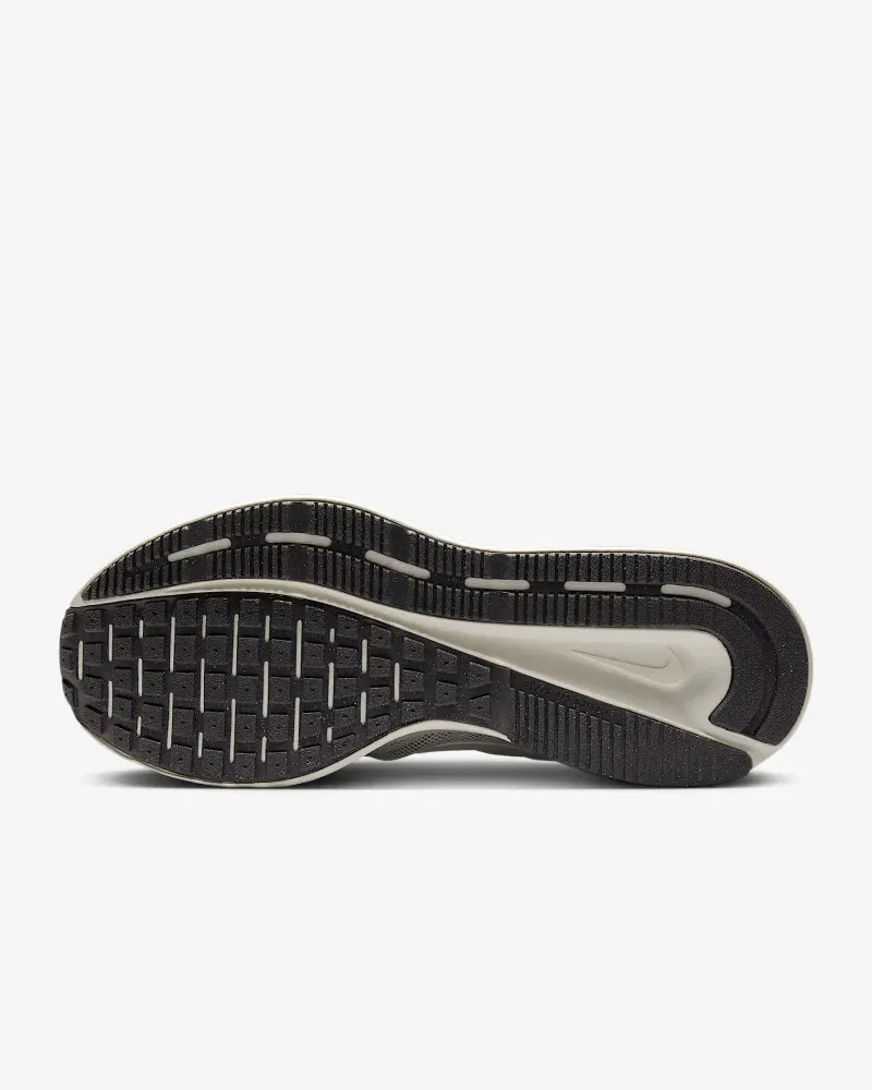 W+NIKE+RUN+SWIFT+3.png