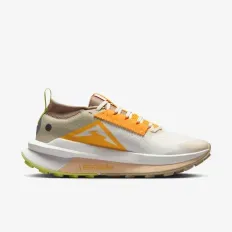 TENIS NIKE ZOOMX ZEGAMA TRAIL 2 MUJER BEIGE FD5191-005