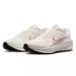centralsport.online-FD6476-004-deportivas-economicas-correr-nike-downshifter-13-mujer-blancas-4.webp