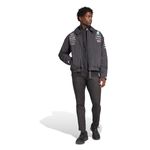 JX0748_5_APPAREL_On Model_Standard Outfit View_white.jpg