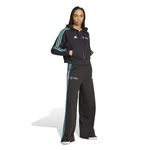 JV5436_5_APPAREL_On Model_Standard Outfit View_white.jpg
