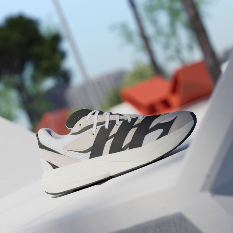 JH6944_18_FOOTWEAR_Photography_HeroMrktng View 3.jpg