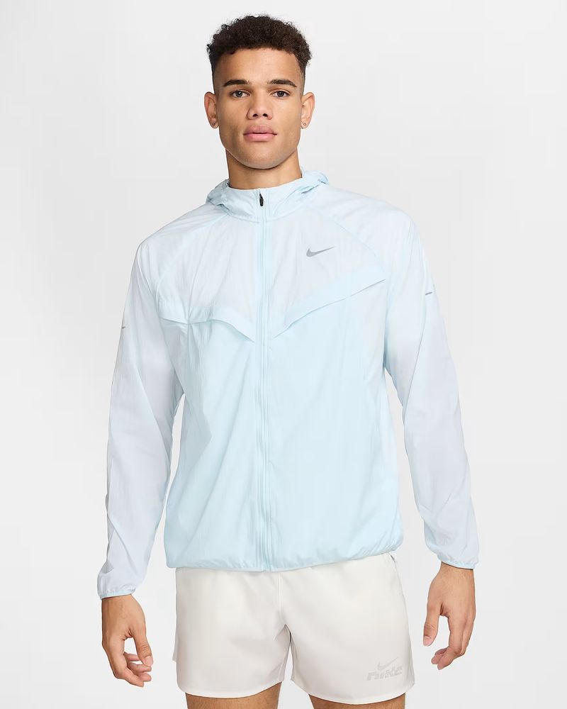 M-NK-UV-RPL-STRIDE-JACKET_11zon.jpg