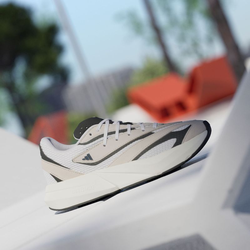 JH6962_18_FOOTWEAR_Photography_HeroMrktng-View-3.jpg