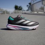 IH8197_16_FOOTWEAR_Photography_HeroMrktng View 3.jpg