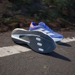 IH8214_17_FOOTWEAR_Photography_HeroMrktng-View-4.jpg