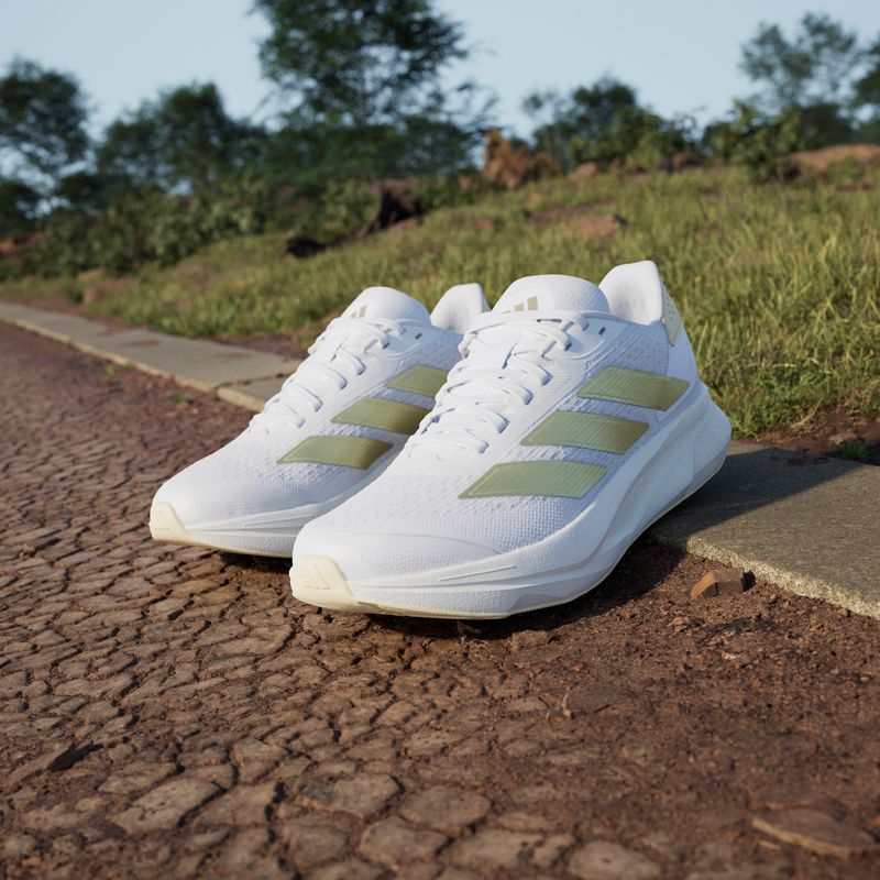 IH8226_18_FOOTWEAR_Photography_HeroMrktng-View-5.jpg